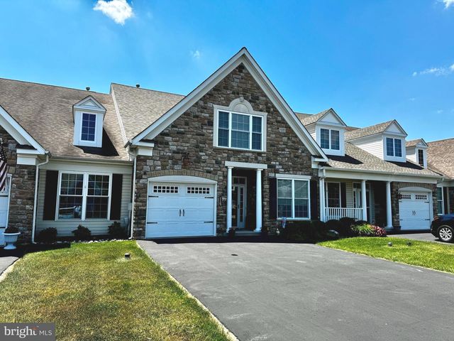 115 REAGAN DR, Sellersville, PA 18960