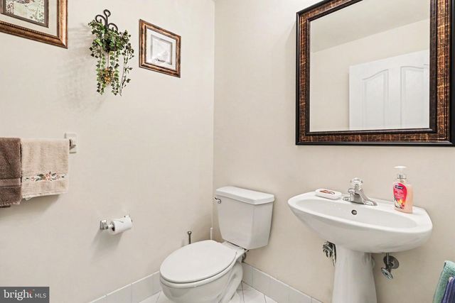 115 REAGAN DR, Sellersville, PA 18960