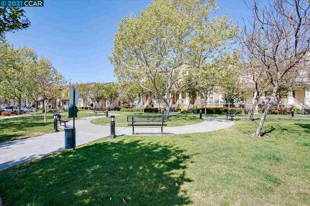 900 Old Oak Lane 3, Hayward, CA 94541