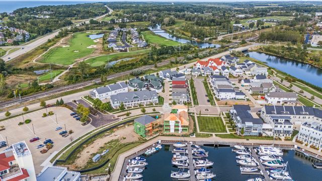 928 Sailors Way, St. Joseph City, MI 49085