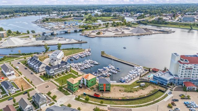 928 Sailors Way, St. Joseph City, MI 49085