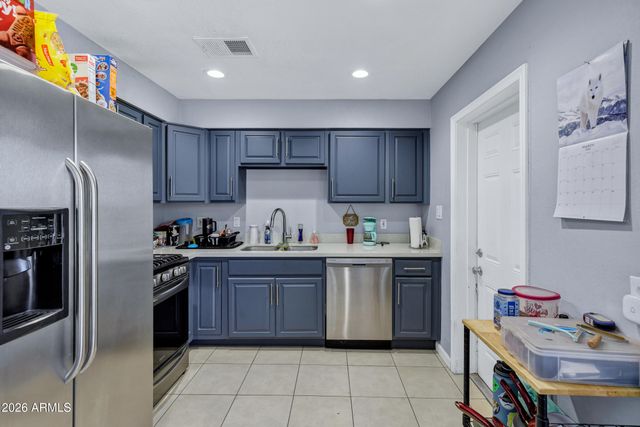 2502 N 38th Lane, Phoenix, AZ 85009