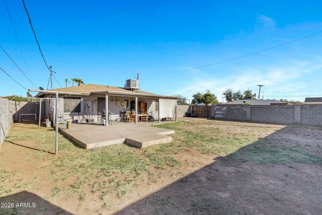 2502 N 38th Lane, Phoenix, AZ 85009