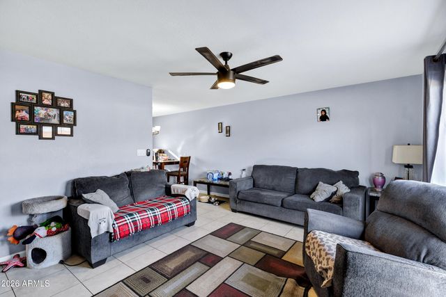 2502 N 38th Lane, Phoenix, AZ 85009