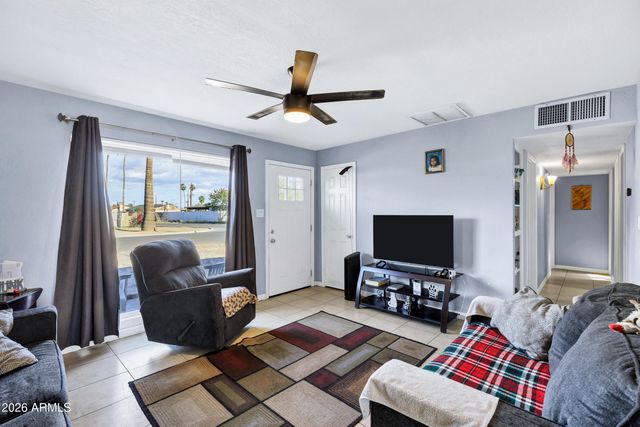 2502 N 38th Lane, Phoenix, AZ 85009