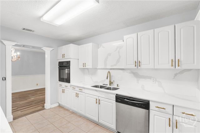 204 Topi Trail, Hinesville, GA 31313