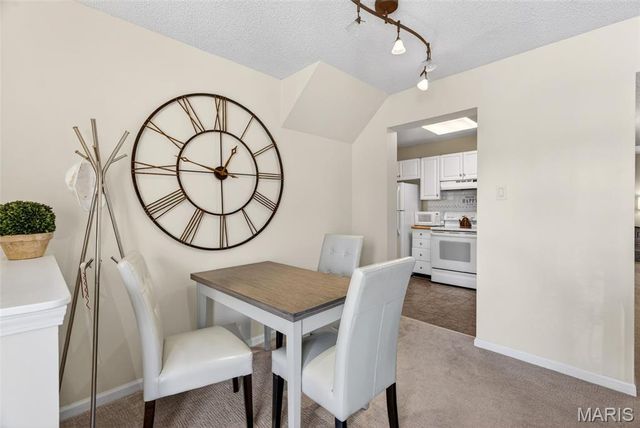 1441 Oriole Place, Brentwood, MO 63144