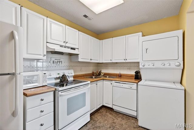 1441 Oriole Place, Brentwood, MO 63144