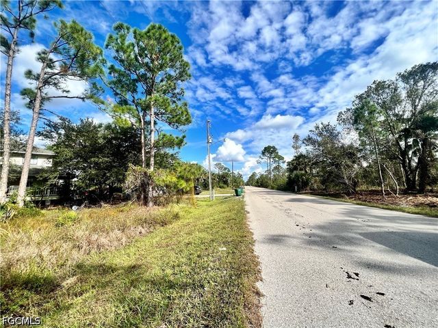 27372 Las Lomas DR, Punta Gorda, FL 33955