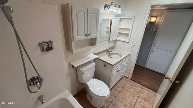 10537 W COGGINS Drive, Sun City, AZ 85351