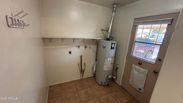 10537 W COGGINS Drive, Sun City, AZ 85351