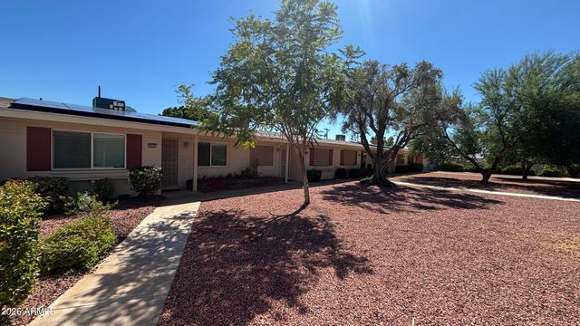 10537 W COGGINS Drive, Sun City, AZ 85351