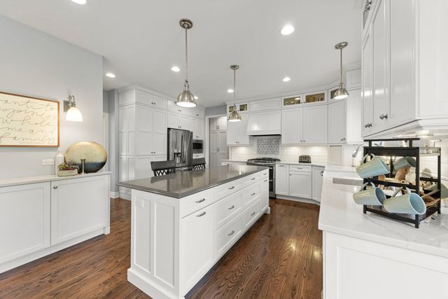 2367 Angela Lane, Aurora, IL 60502