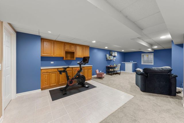 2367 Angela Lane, Aurora, IL 60502