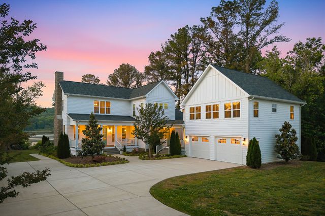 205 Clover St, Granville, TN 38564
