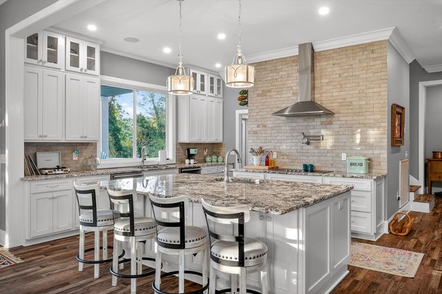 205 Clover St, Granville, TN 38564
