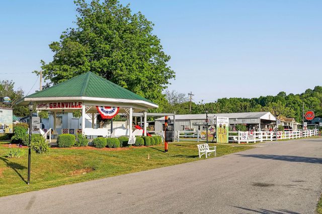 205 Clover St, Granville, TN 38564