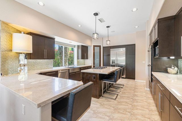 66 Victor Hugo Road, Rancho Mirage, CA 92270