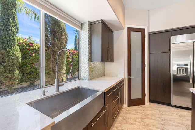 66 Victor Hugo Road, Rancho Mirage, CA 92270