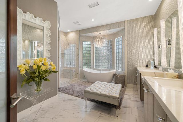 66 Victor Hugo Road, Rancho Mirage, CA 92270
