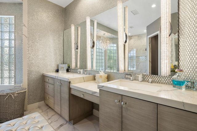 66 Victor Hugo Road, Rancho Mirage, CA 92270