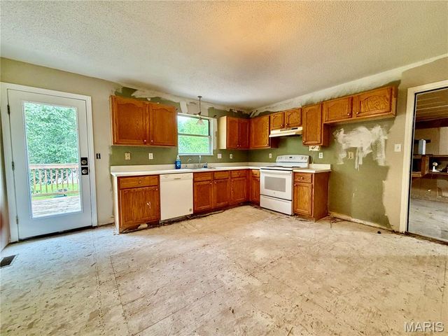 1109 Valentine Street, Festus, MO 63028