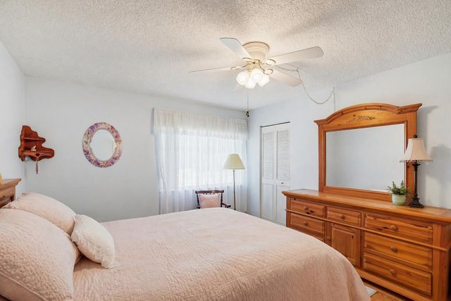 5760 Pine Wood Drive D-1, Greenacres, FL 33463