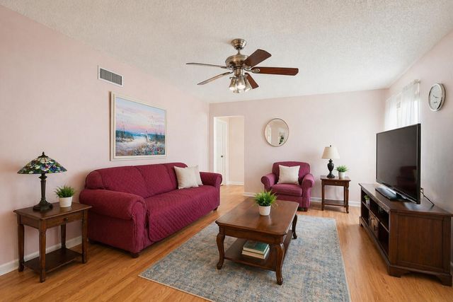 5760 Pine Wood Drive D-1, Greenacres, FL 33463