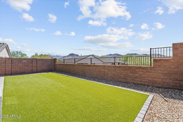 16539 W WINSTON Drive, Goodyear, AZ 85338