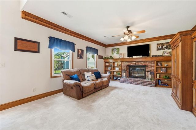 7934 NW 76th Terrace, Kansas City, MO 64152