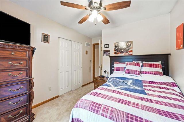 7934 NW 76th Terrace, Kansas City, MO 64152