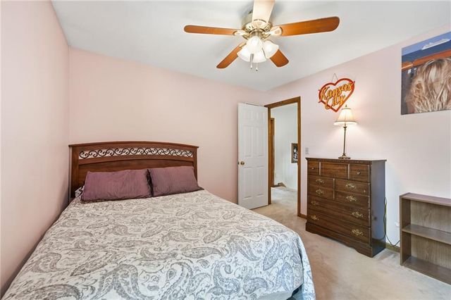 7934 NW 76th Terrace, Kansas City, MO 64152