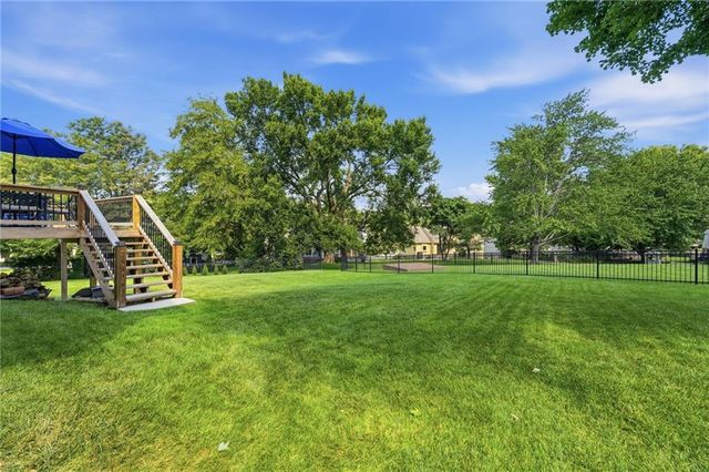 7934 NW 76th Terrace, Kansas City, MO 64152