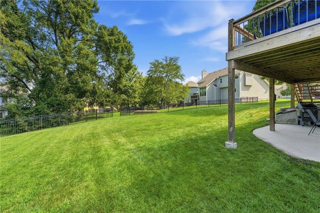 7934 NW 76th Terrace, Kansas City, MO 64152