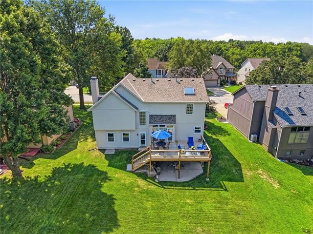 7934 NW 76th Terrace, Kansas City, MO 64152