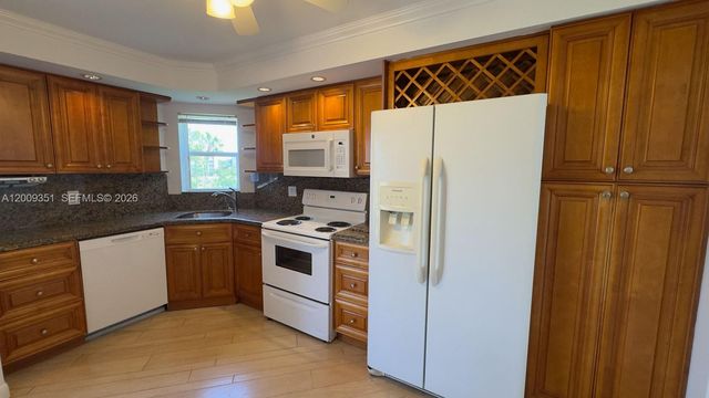 3597 Birdie Drive 308, Greenacres, FL 33460