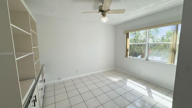 3597 Birdie Drive 308, Greenacres, FL 33460