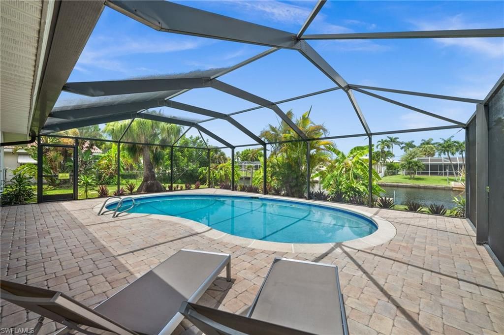 Image 3 of property listing at 5122 SW 3rd AVE, Cape Coral, FL 33914