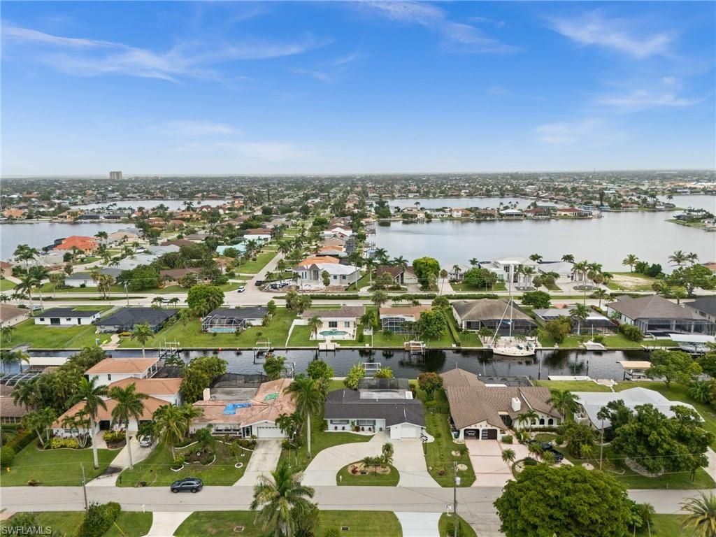 Image 31 of property listing at 5122 SW 3rd AVE, Cape Coral, FL 33914
