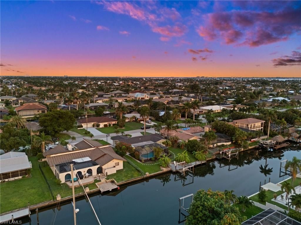 Image 38 of property listing at 5122 SW 3rd AVE, Cape Coral, FL 33914