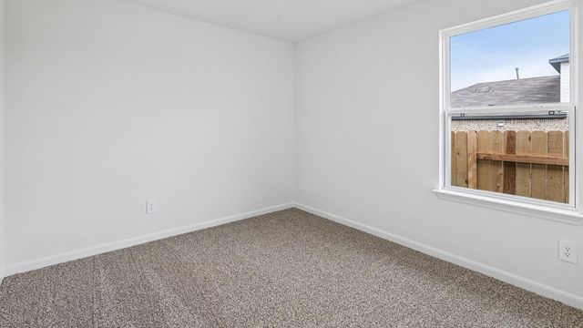 25525 Farmers Crop LN, Elgin, TX 78621