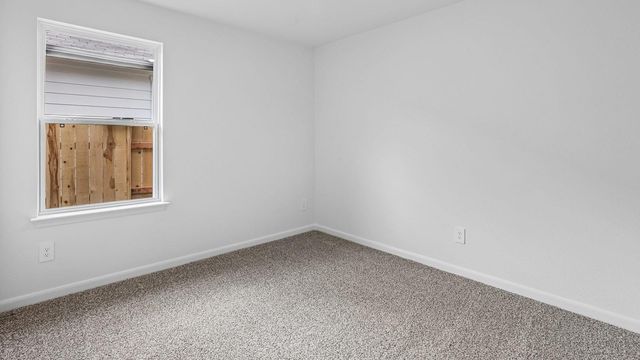 25525 Farmers Crop LN, Elgin, TX 78621