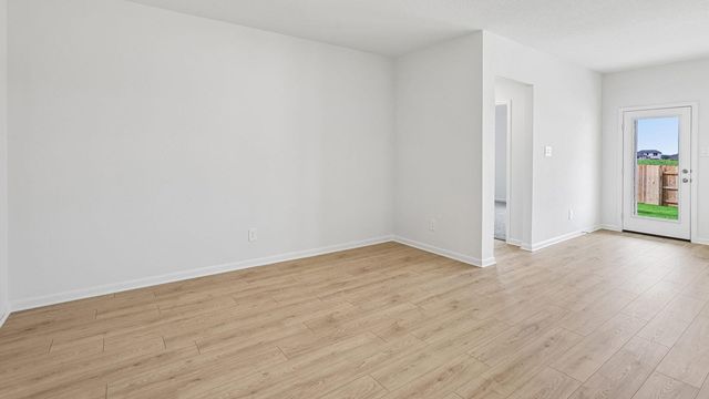 25525 Farmers Crop LN, Elgin, TX 78621
