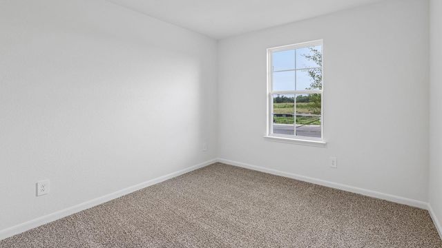25525 Farmers Crop LN, Elgin, TX 78621
