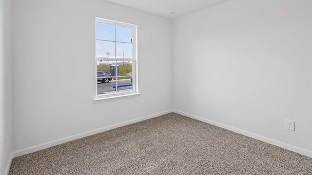25525 Farmers Crop LN, Elgin, TX 78621