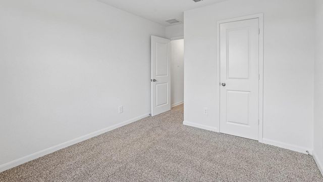 25525 Farmers Crop LN, Elgin, TX 78621