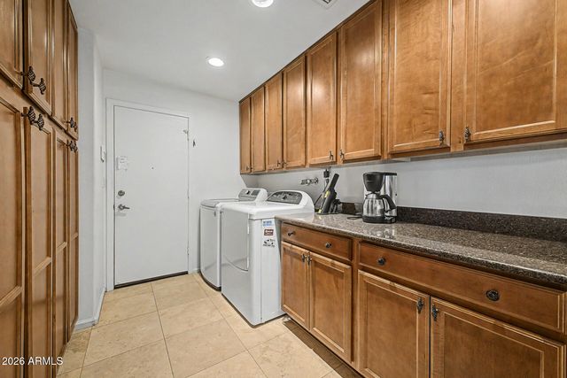 7138 N 11TH Avenue, Phoenix, AZ 85021