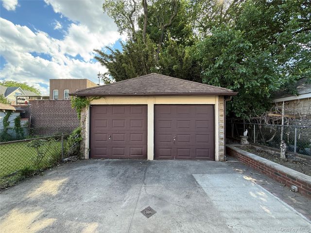 1623 Lurting Avenue, Bronx, NY 10461