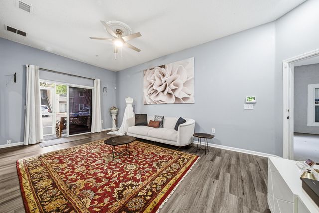 6069 Maggies Circle 103, Jacksonville, FL 32244