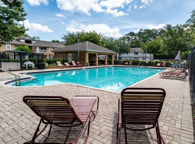 6069 Maggies Circle 103, Jacksonville, FL 32244